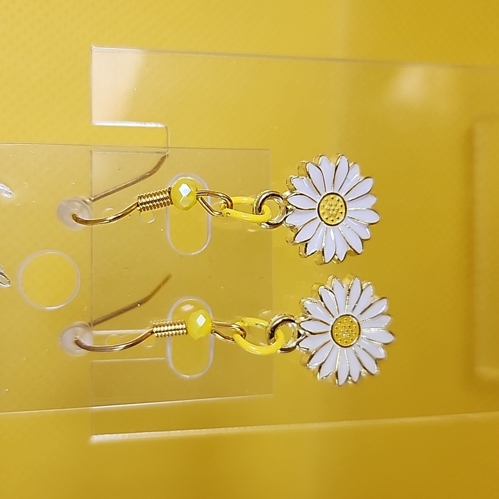 White flower earrings
